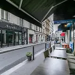 Cozy Little Duplex Near Montmartre